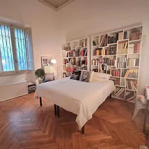 Bed & Breakfast Lorenzo Il Magnifico, Florence